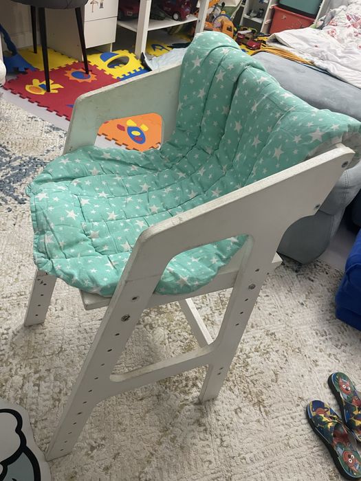 Продам растущий стул для детей