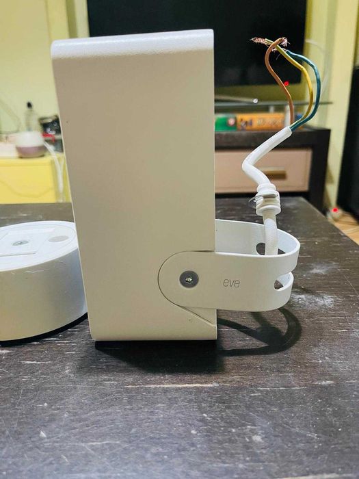 Cameră exterior Eve Outdoor Cam (ediția albă)