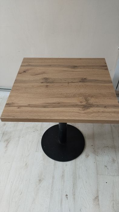 Стол для столовой, кофейни