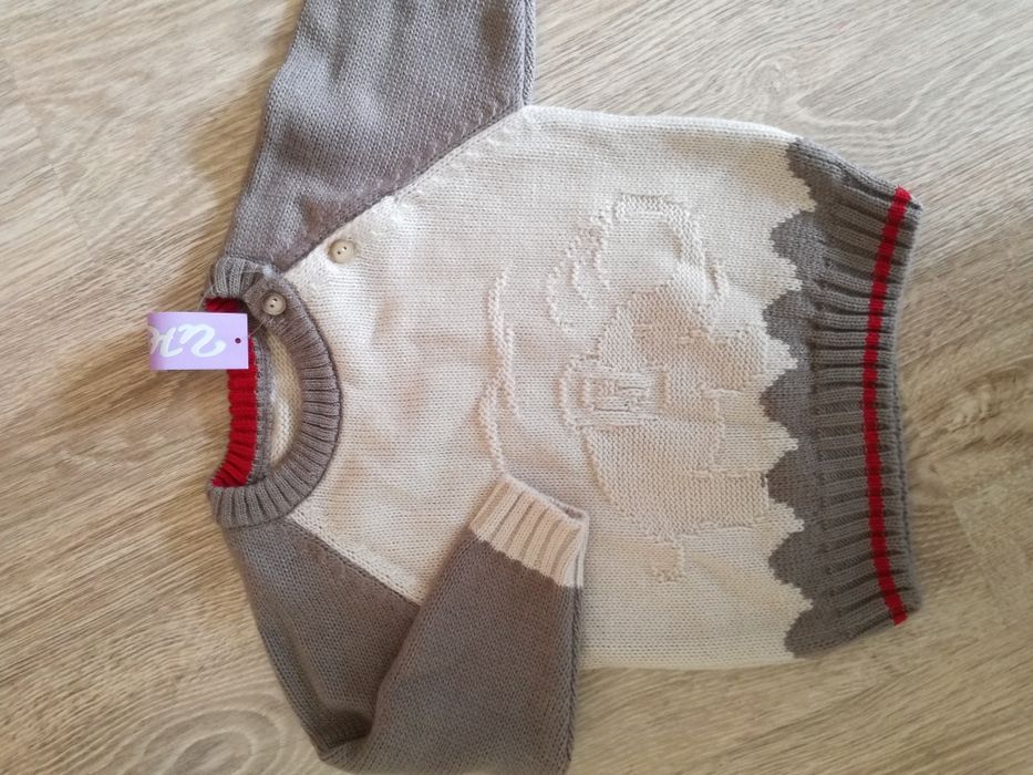 Коледни близки, пуловери и други