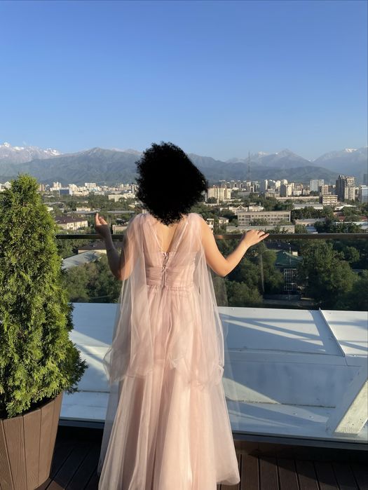 Вечернее платье