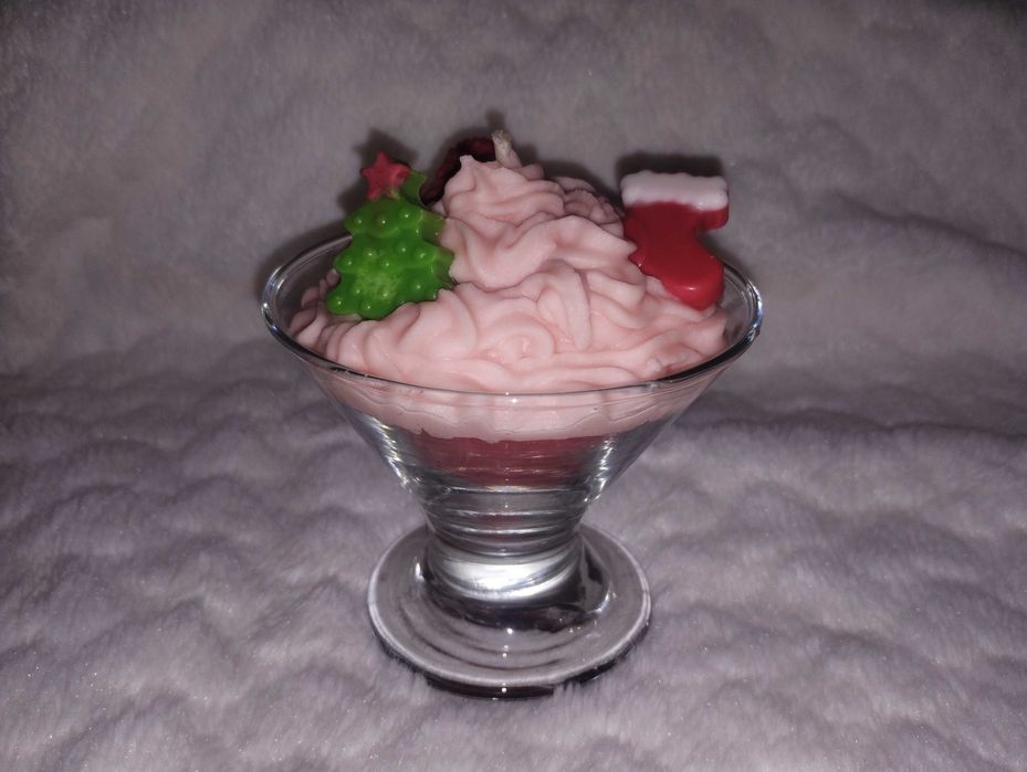 Ръчно изработени ароматни свещи и букети от соев восък