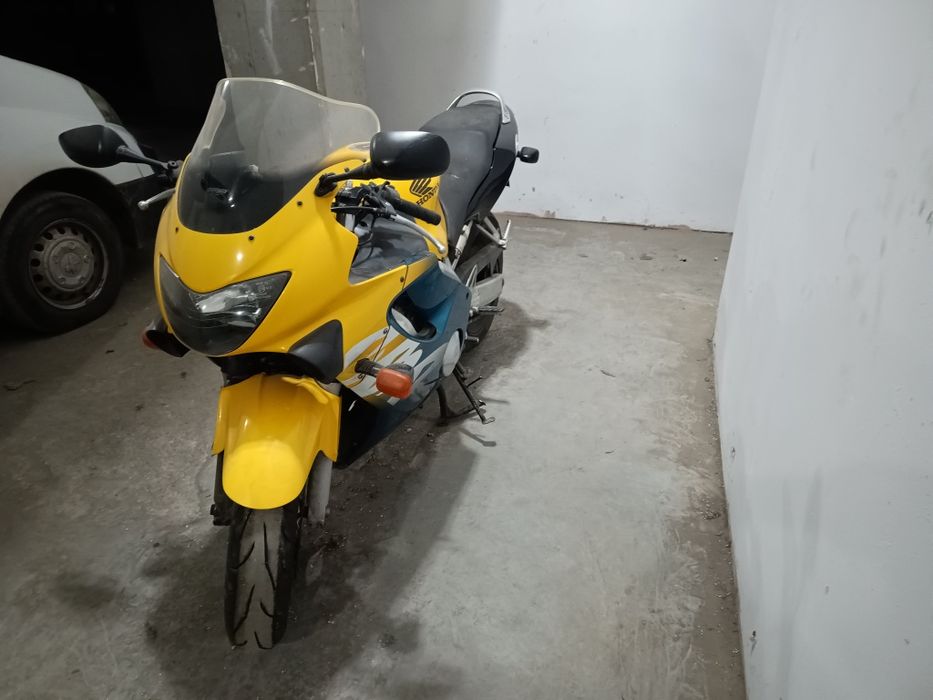 Honda CBR 600 F4