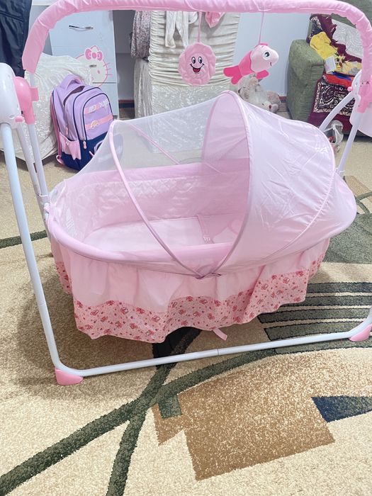 Бесік жел бесік тоқпенде істиді өзі тербетіп