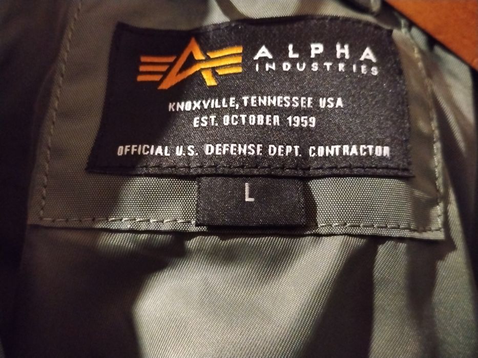 Alpha industries jachetă de vânt