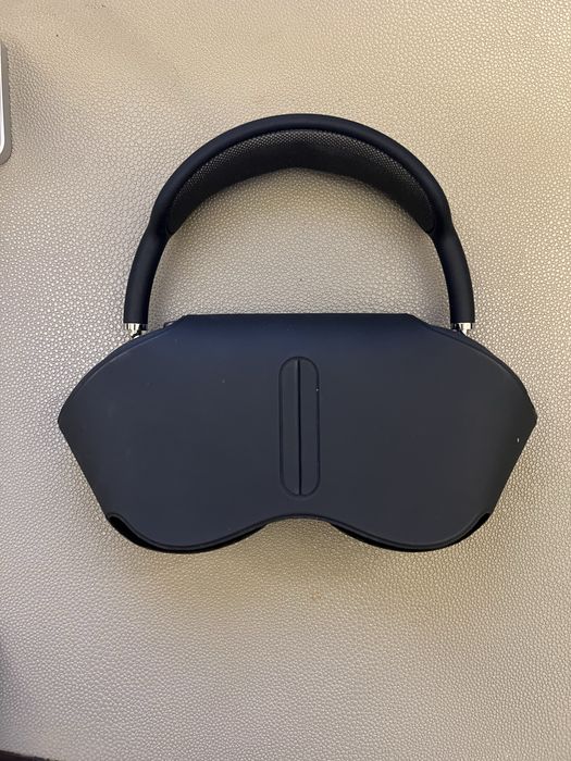 AirPods Max (1 поколения)