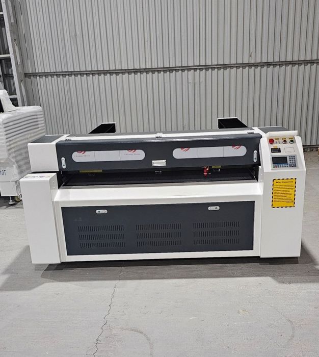 Лазерный станок 1630 2 калалиг