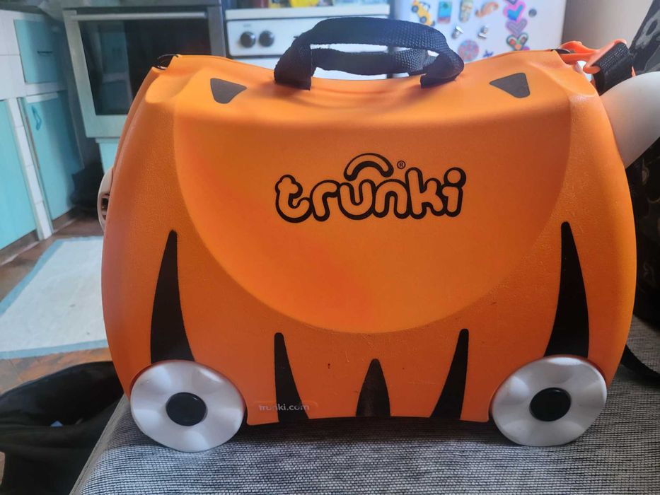 Детски куфар trunki