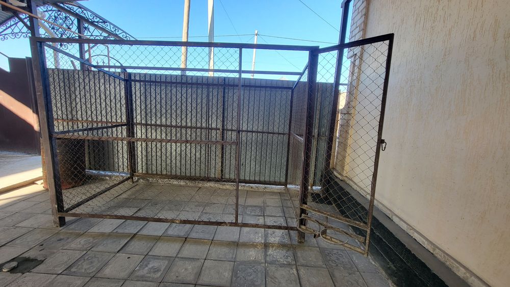 Вольер сатылады .