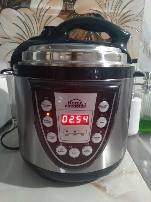 Продается мультиварка