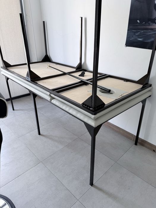 Продам кушетки новые
