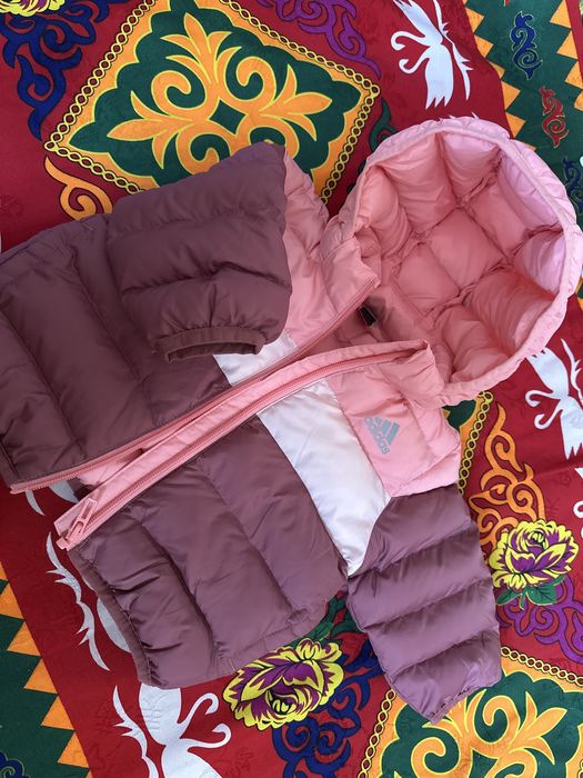 Продам осений куртка.Для девочек