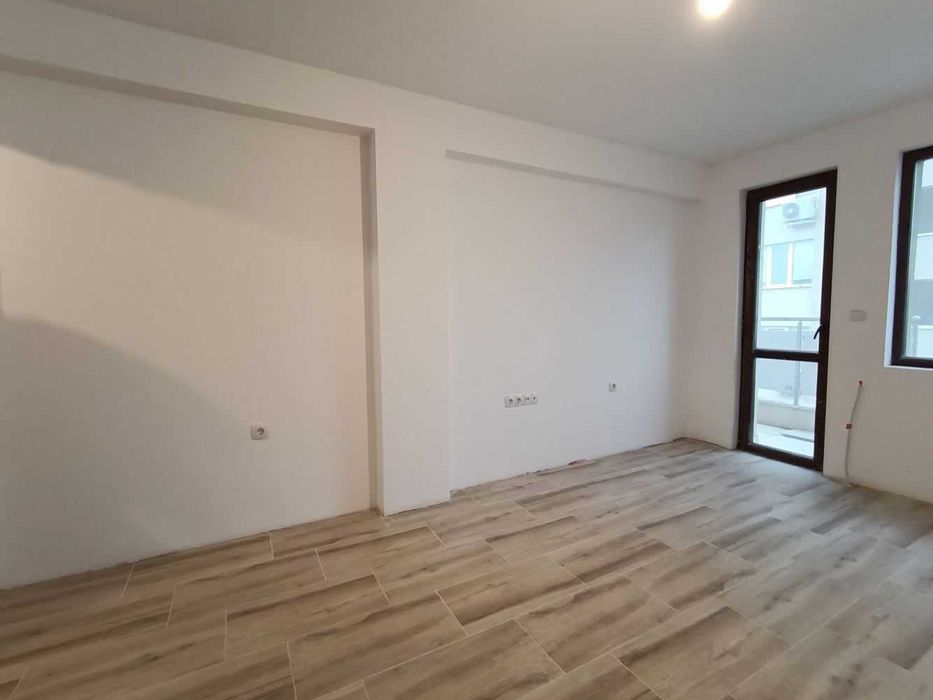 Продава се Двустаен апартамент в Велико Търново, Бузлуджа - 66 кв.м за 1637 €/кв.м - Снимка #1