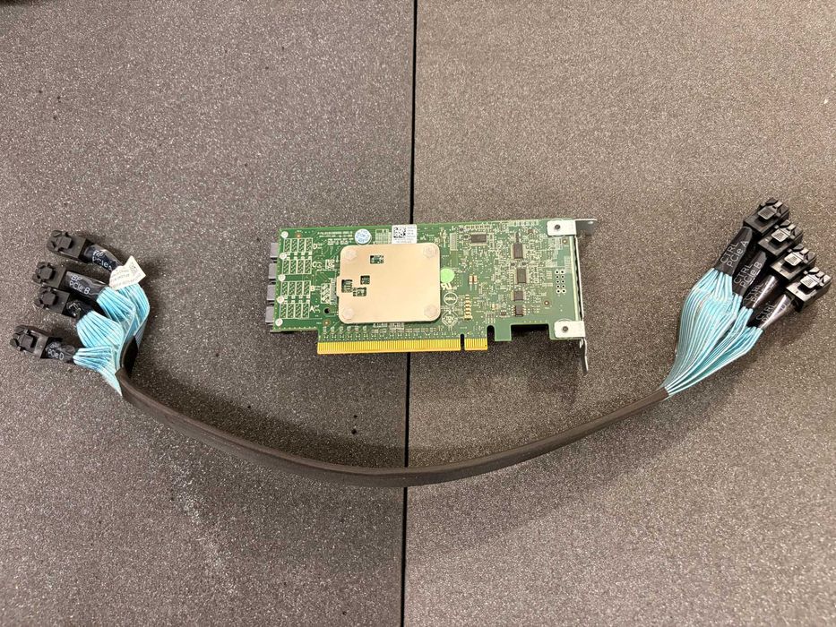 Dell 0GY1TD – U.2 NVMe Enablement Card Low Profile PCIe x16 с кабели за NVMe дискове