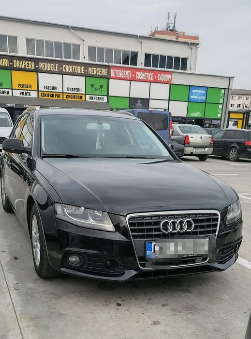Vând Audi a 4 b8