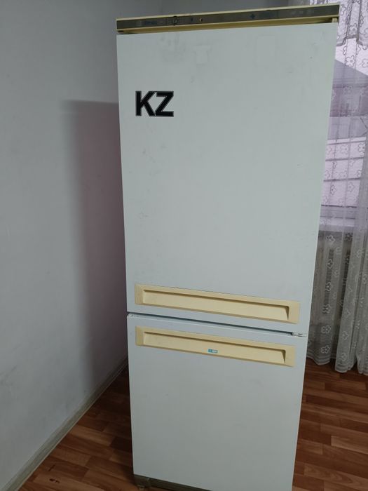 Холодильник двухкамерный Стинол