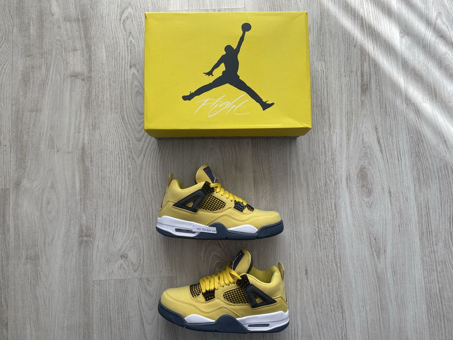 Jordan 4 Retro Lightning 42