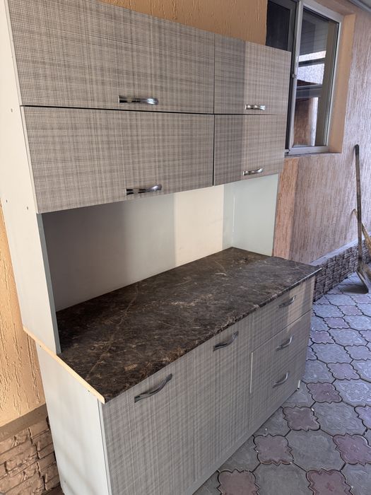 Буфет в хорошем состоянии