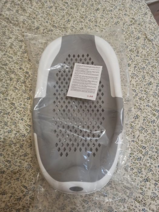 Подложка за къпане 55/30/8.Чисто нова.Подарък-5чифта нови чорапки