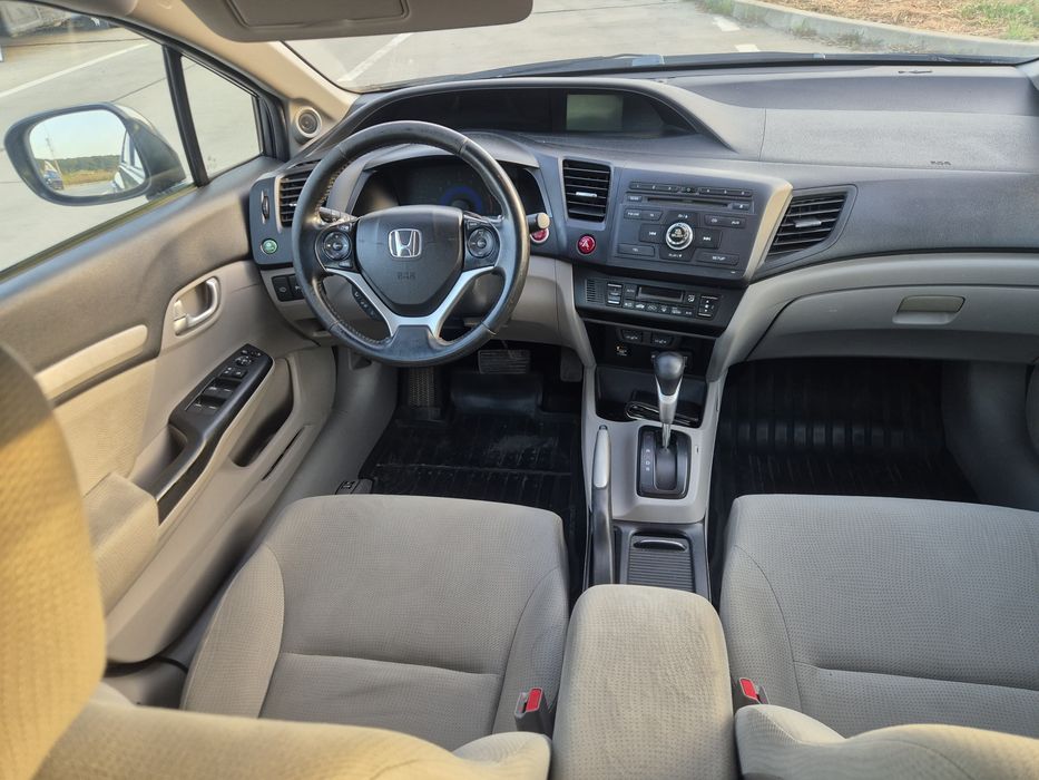 Honda Civic 1.8 i-VTEC 141 CP Automată Gpl