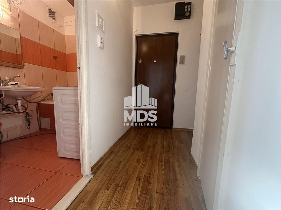 Mobilat si utilat la etajul 3 in zona Girocului