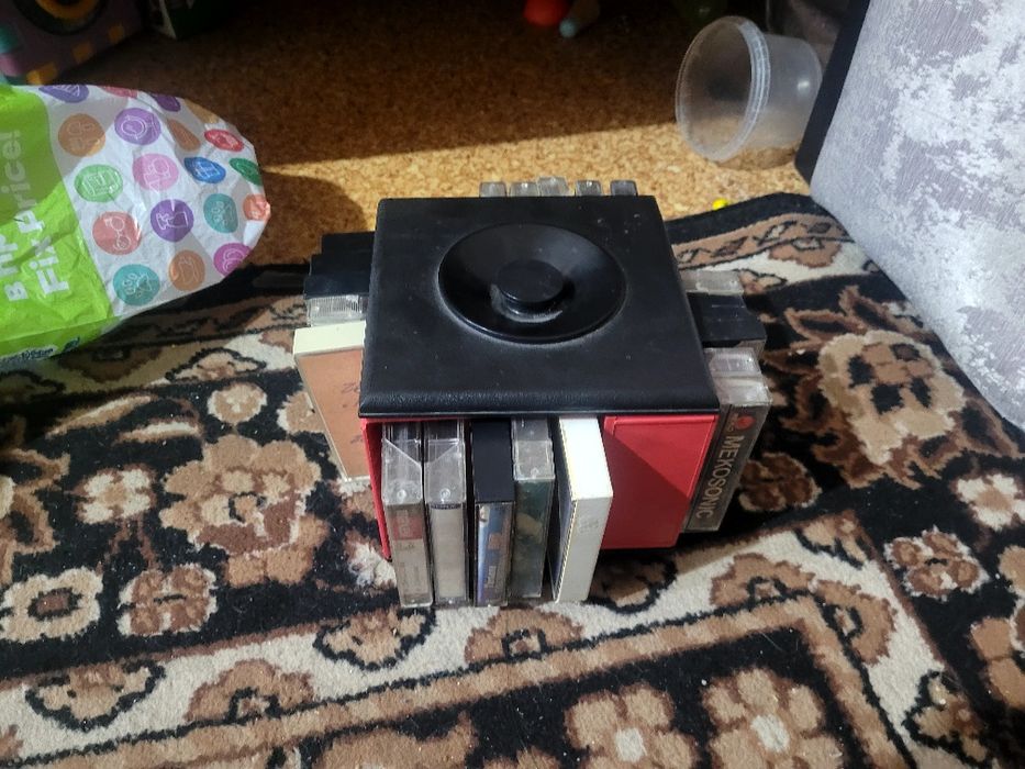 Продам магнитофон касетник ссср