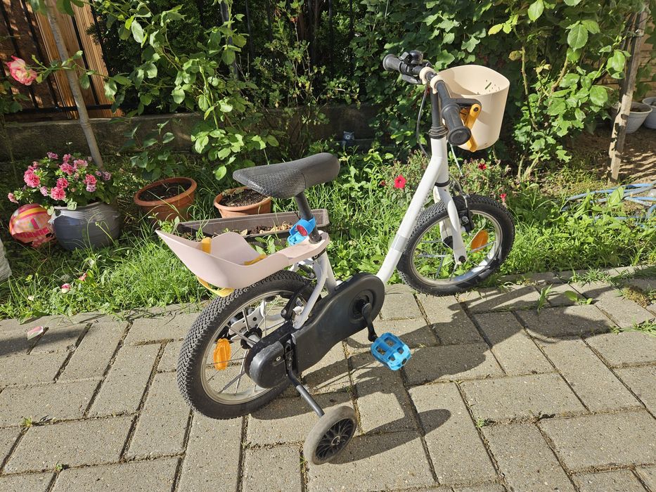 Decathlon Btwin Discover - copii de 2-5 ani, completă cu coș frontal, suport pluș și roți ajutătoare