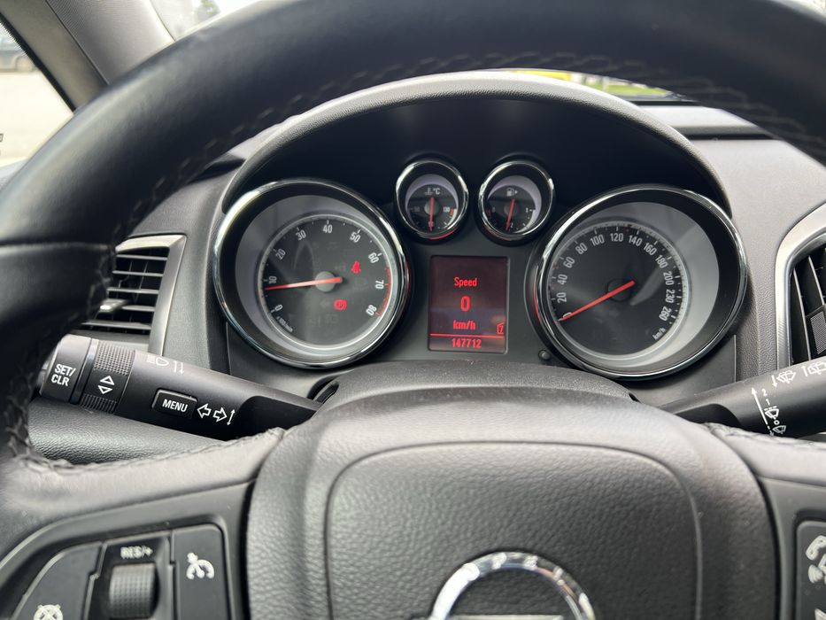 Opel astra J, 1.4 turbo 140 к.с.