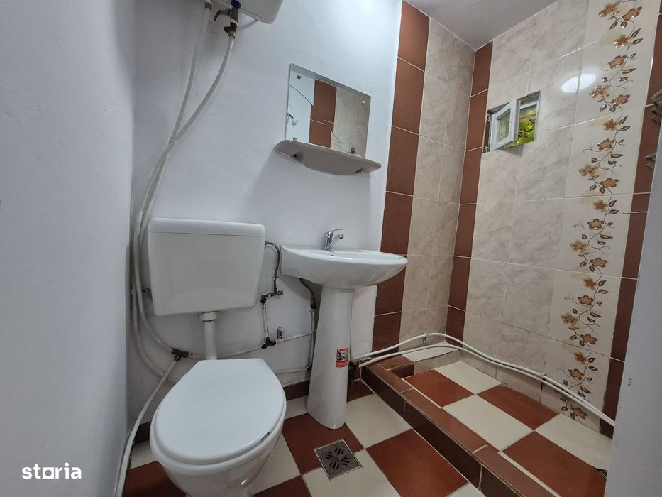 Casă de vânzare în Mărgineni, Bacău  78.900 €