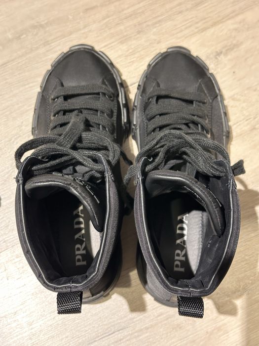Текстильные кеды Prada