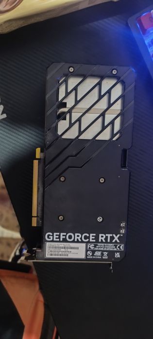 Продам Видеокарту RTX 4060