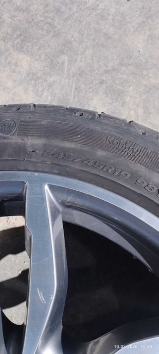 Гуми 275/35R19 u 245/45R19 спорт пакет 19"