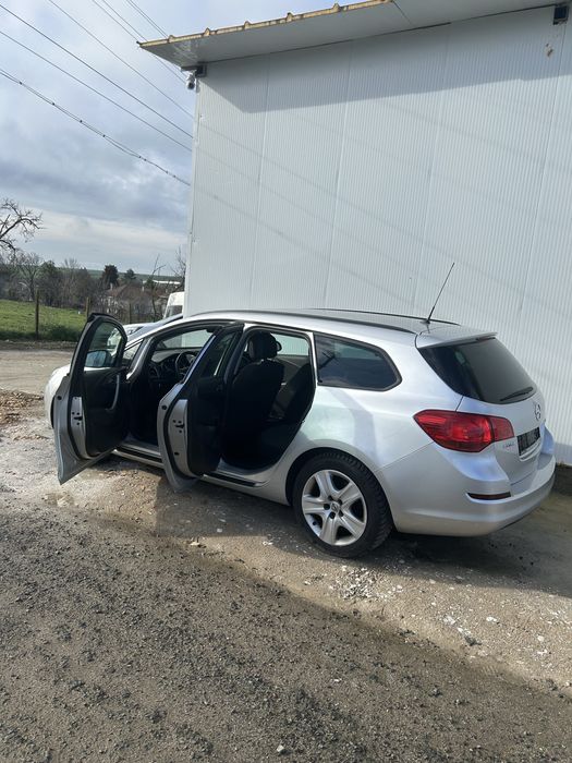 Opel Astra J 1.7cdti 110hp