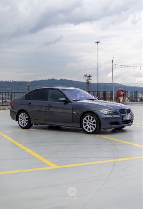 Vănd Bmw 320i Seria 3  E90