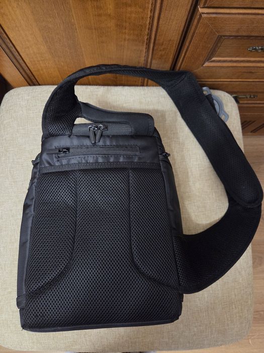 Чанта-раница за фотоапарат Rivacase