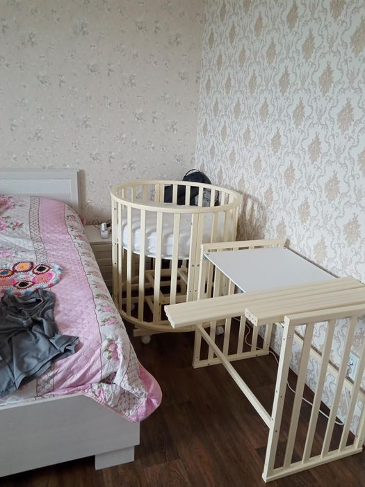 Детская кроватка