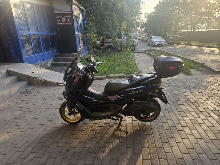 Продам максискутер LI YA Z MAX