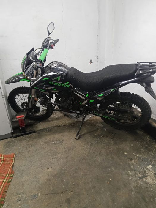 Продам мотоцикл ALMOTOR