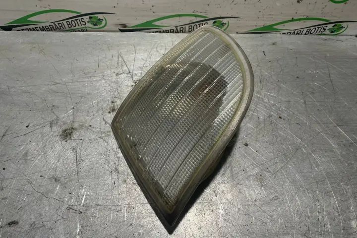 Lampa semnalizare fata stanga Mercedes-Benz Vito 2000