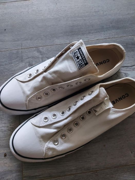 Teniși converse noi