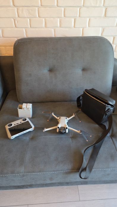 Drona Dji 3 mini proba Fly more ca noua