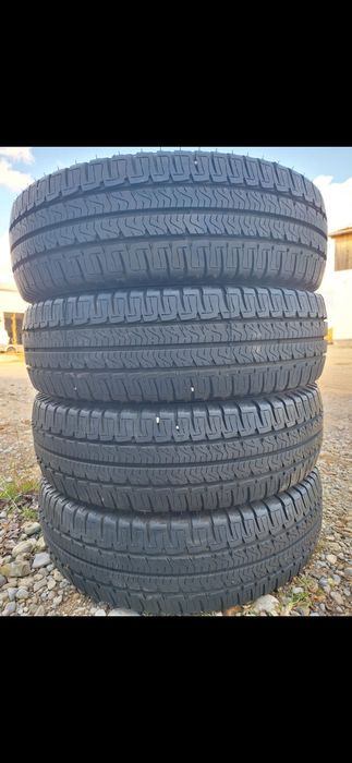 225 75 16 CP Michelin