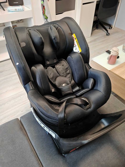 Axkid Столче за кола Spinkid