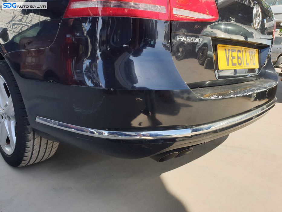 Bara Spoiler Spate FARA Locas Senzori Parcare cu Defecte Model cu Bandou Cromat Volkswagen Passat B7 Break Combi 2010 - 2015 Culoare LC9X [K2097]
