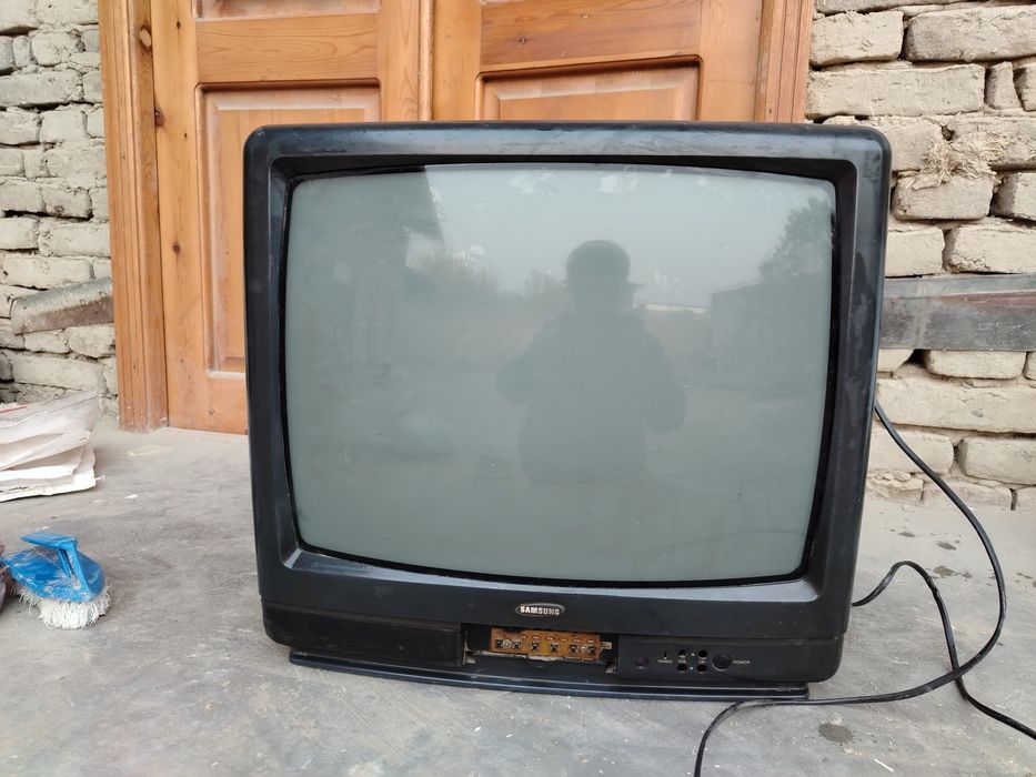 Televizor. Sotiladi. Firmasi. Samsung