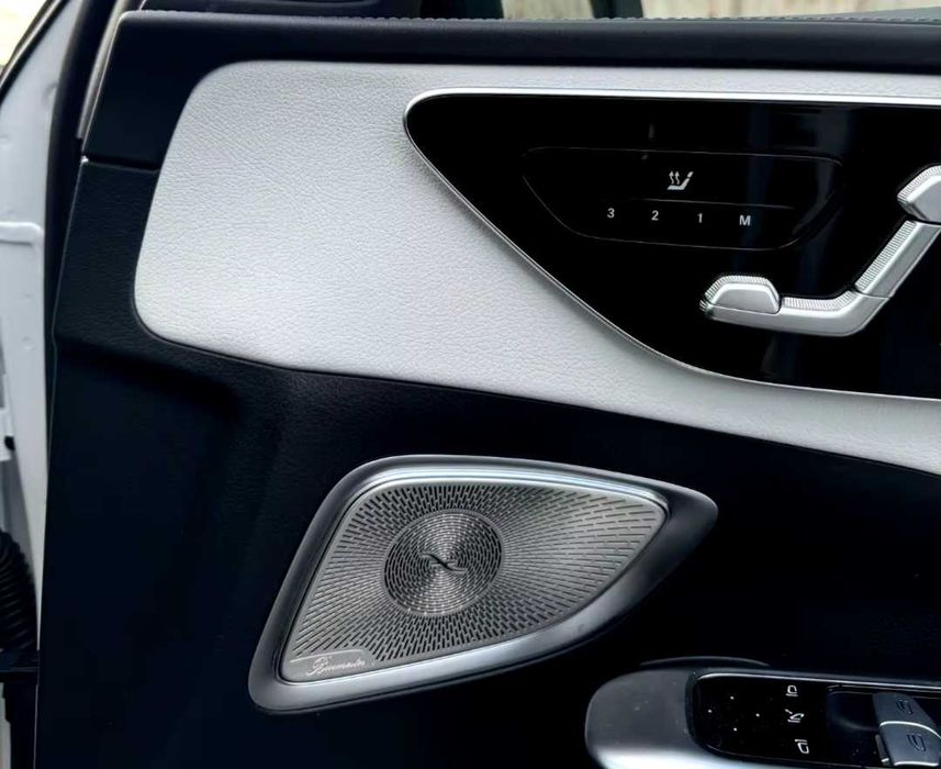 Burmester бленди за говорителите на вратите Мерцедес Mercedes W206