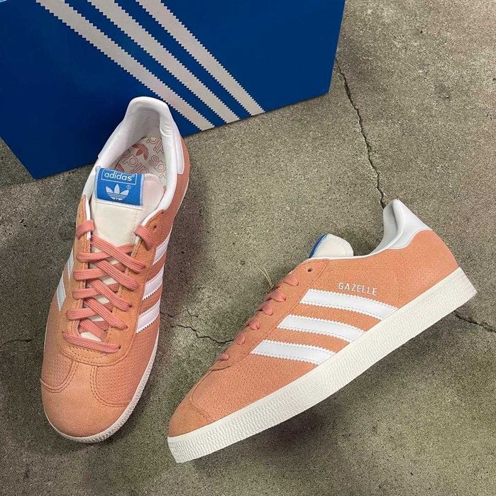 Обувки мъжки ADIDAS  GAZELLE  размери 40 - 46   КОЛЕДНО НАМАЛЕНИЕ