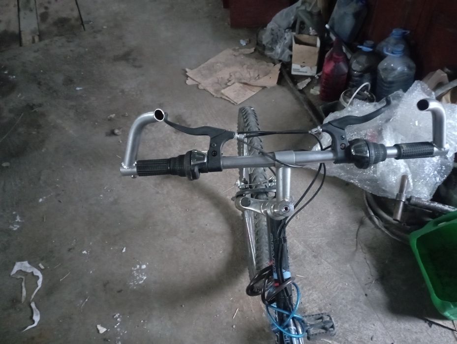 Велик Battle қара түс