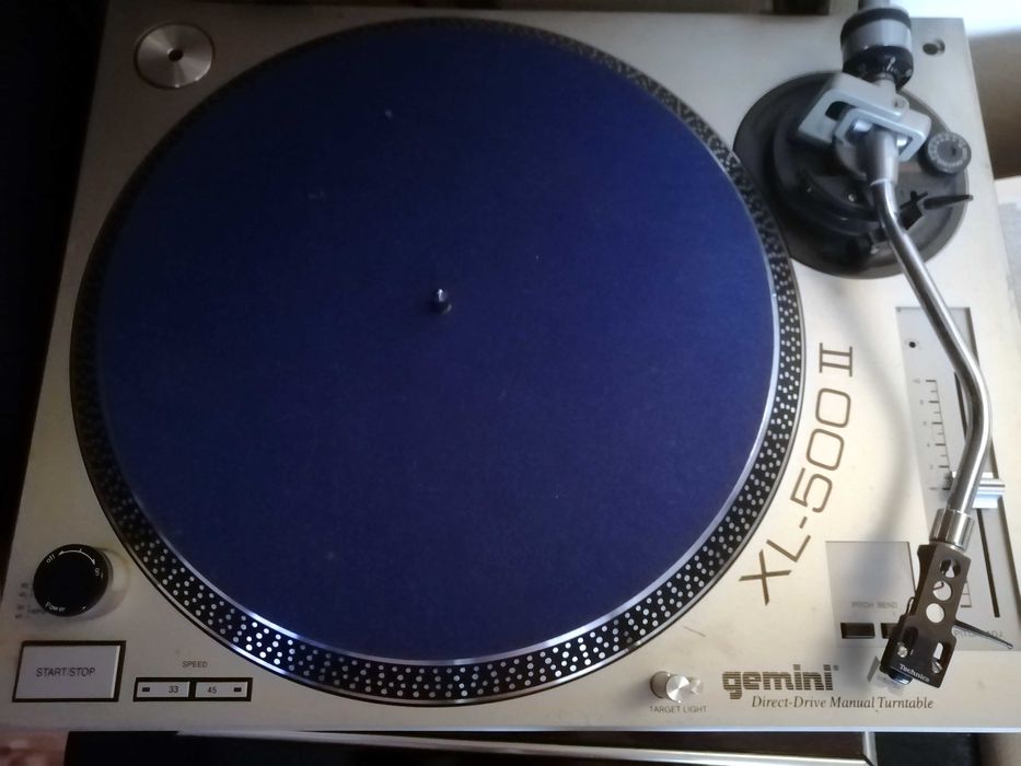 Професионален грамофон Gemini