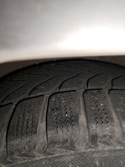 2 бр. зимни гуми 245/45 R18 Lassa Snoways 3